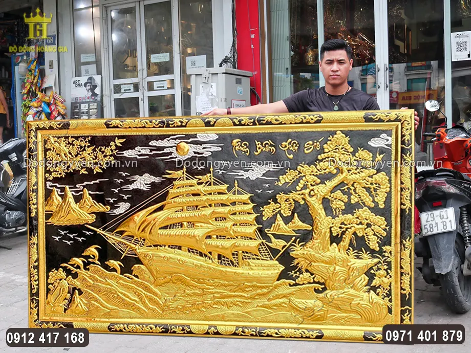 Vật phẩm c&oacute; k&iacute;ch thước lớn, th&iacute;ch hợp treo trong kh&ocirc;ng gian rộng